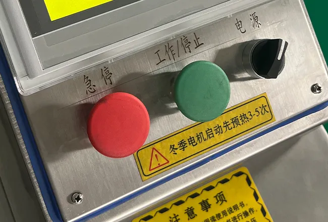 Rolling-Type Packaging Machine