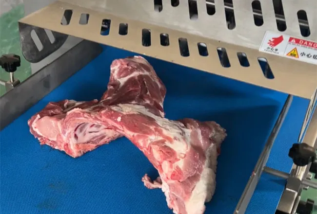 Máquina cortadora de costillas resistente