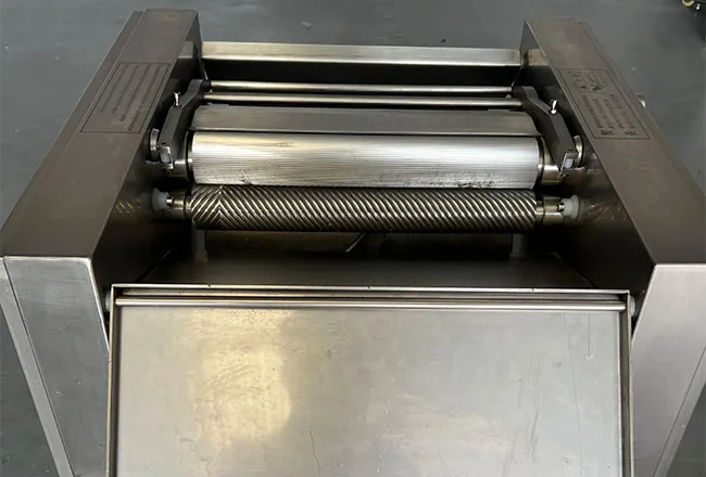 Tendon and Membrane Peeling Machine_0001_WechatIMG994